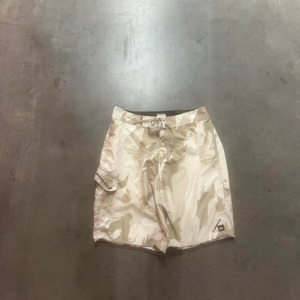 Vintage Y2K‎ quiksilver camo embroidered logo board shorts surfer